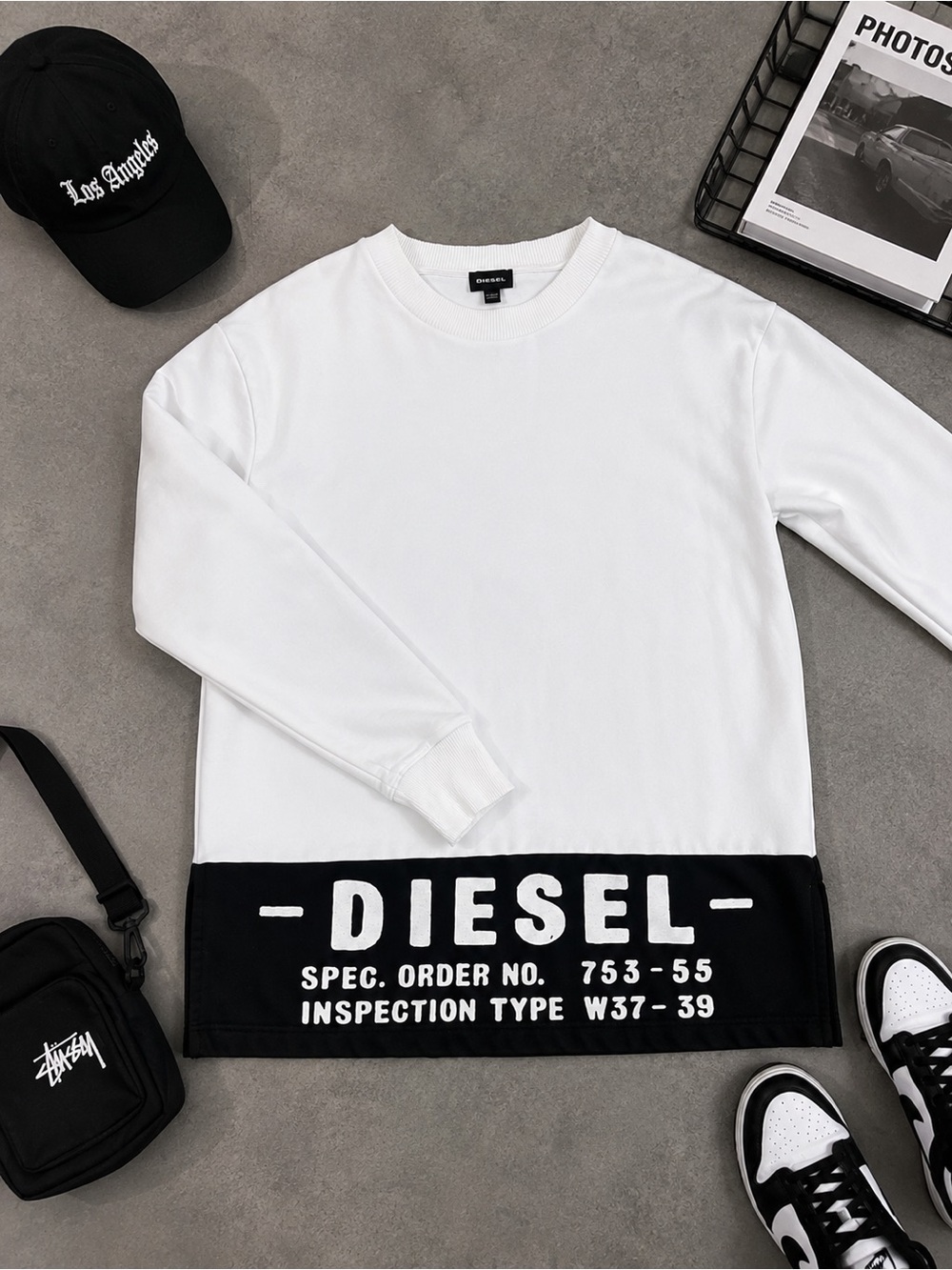 Diesel White & Black Logo Sweatshirt Long Sleeve Size L Graphic Hem